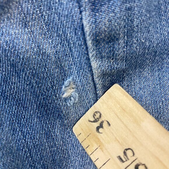 EDDIE BAUER WOMEN'S SIZE MEDIUM BUTTON UP JEAN DENIM JACKET - Picture 3 of 11